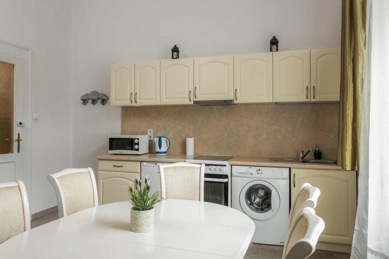 The Spiski Palace Apartments كراكوفيا المظهر الخارجي الصورة
